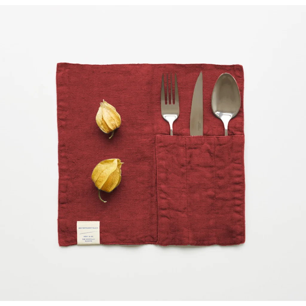 Leinen Bestecktasche 2er-Pack in Weinrot Rot von Linen Tales Größe 23x23 cm