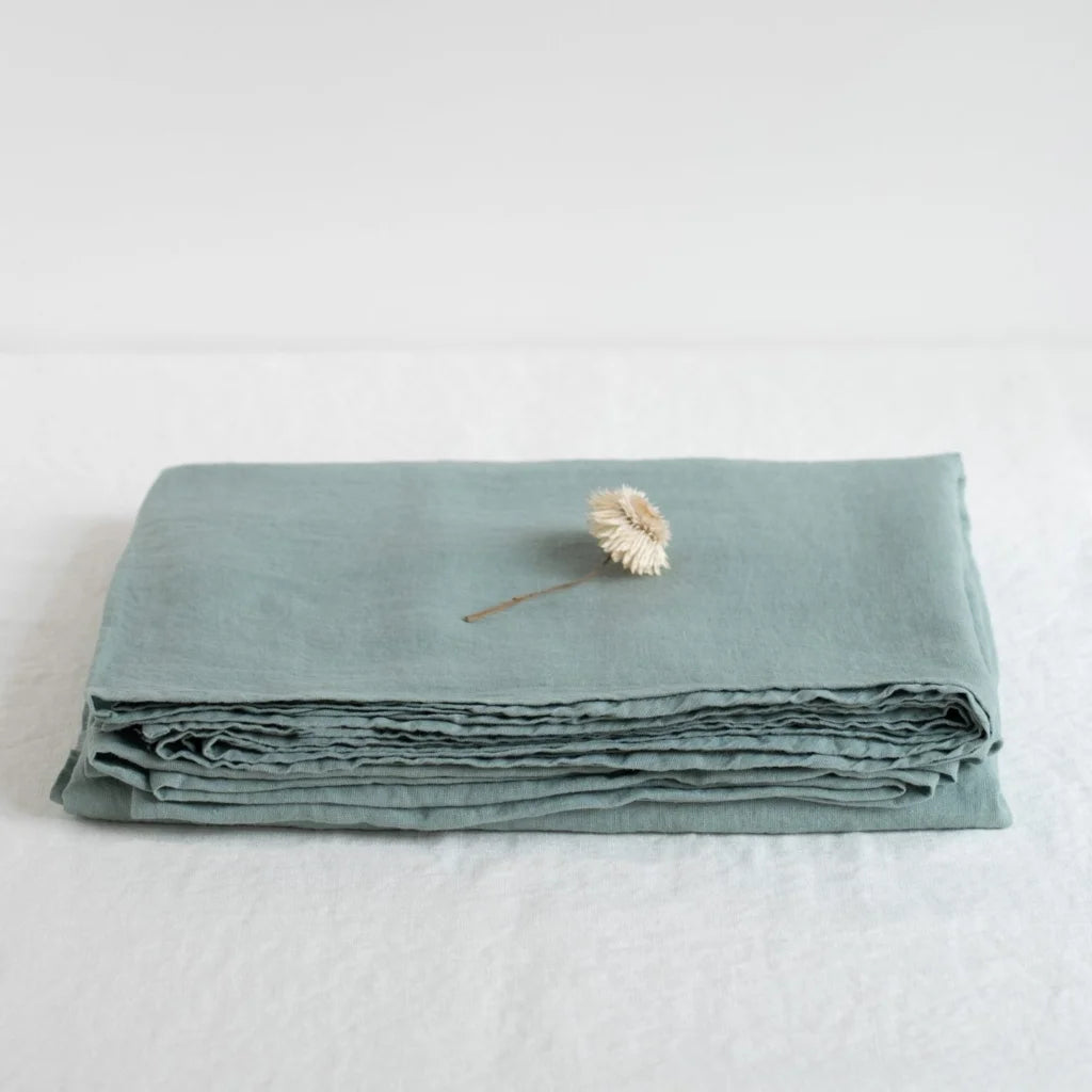 Leinen Bettlaken in Mint Grün von Linen Tales Größe 280x290 cm