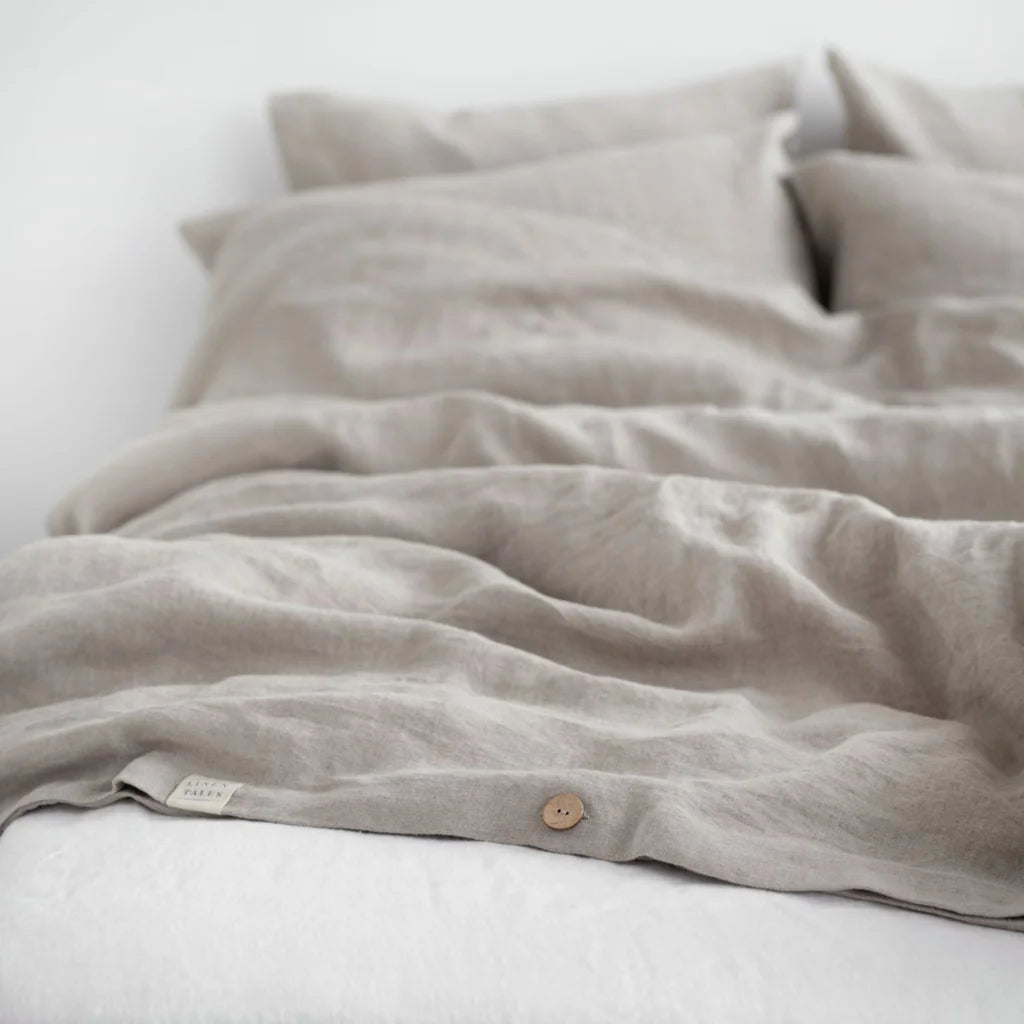 Leinen Bettwäsche Garnitur 3-teilig in Beige von Linen Tales Größe 200x200 + 2x 50x70 cm