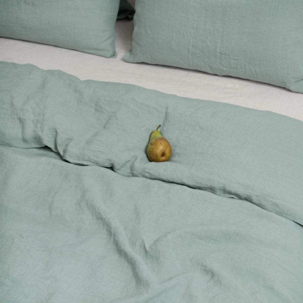 Leinen Bettwäsche Garnitur in Mint Grün von Linen Tales Größe 135x200 + 40x80 cm