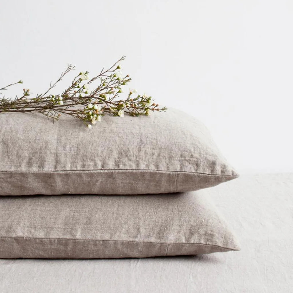 Leinen Bettwäsche Kissenbezug in Beige von Linen Tales Größe 80x80 cm