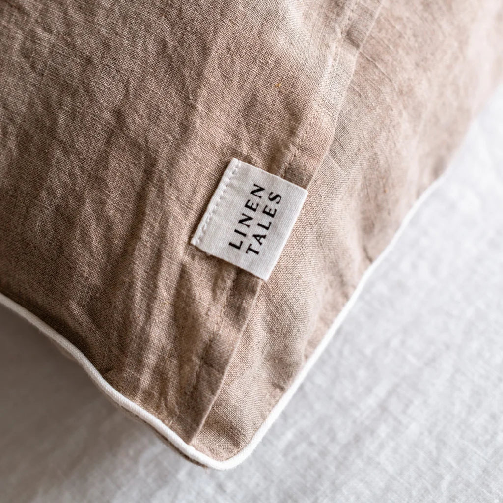 Leinen Bettwäsche mit Paspel Kissenbezug in Beige+Weiß von Linen Tales Größe 40x80 cm