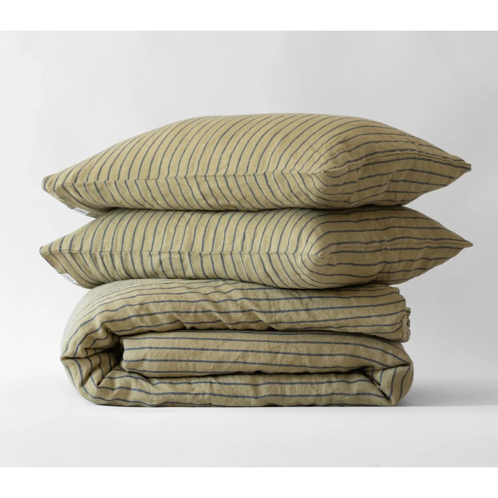 Leinen Bettwäsche Streifen Garnitur 3-teilig in Olive+Dunkelblau Grün+Blau Muster Streifen von Linen Tales Größe 200x200 + 2x 80x80 cm