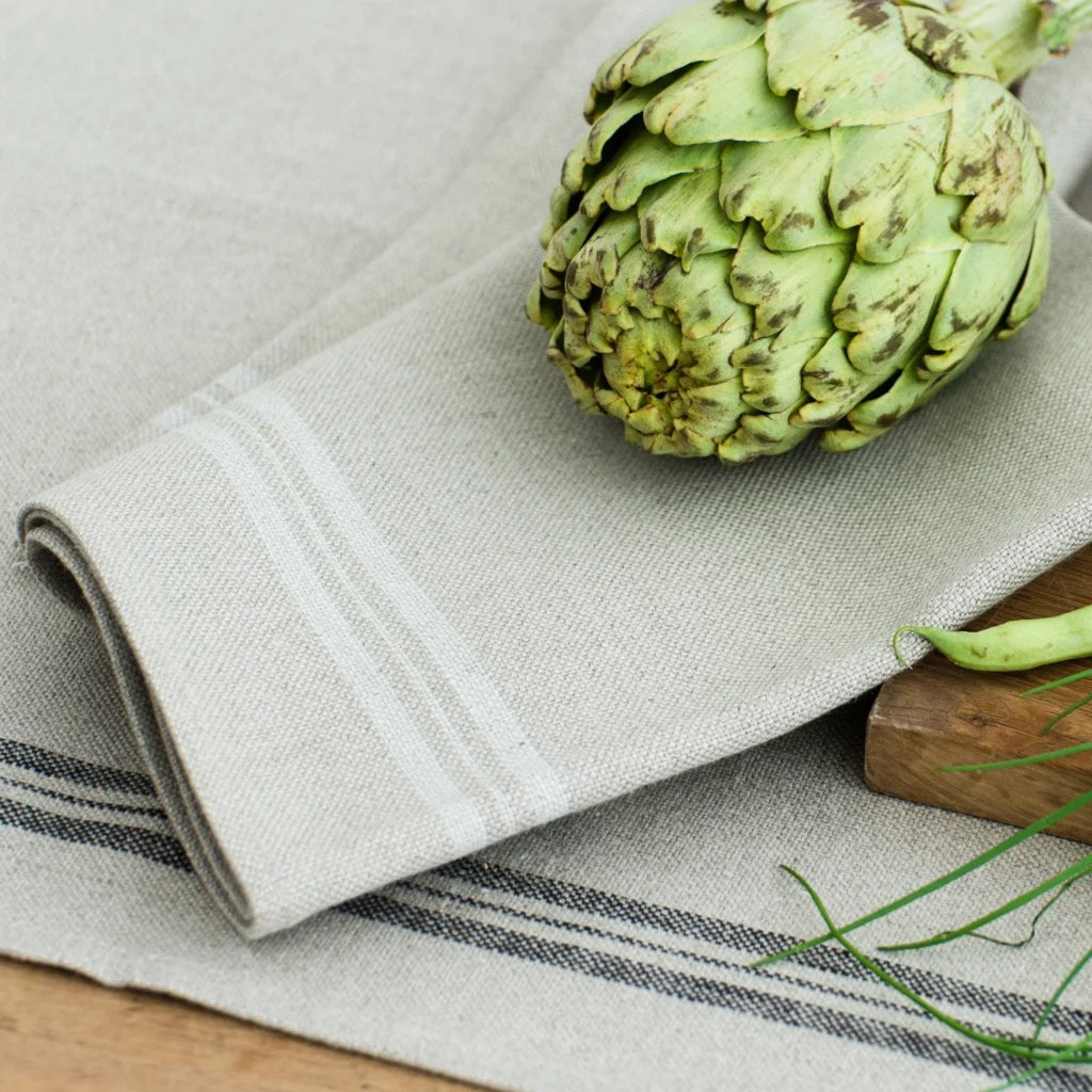 Leinen Geschirrtuch LANDHAUS 2er-Pack in Beige+Weiß Muster Streifen von Erika Vaitkute Größe 47x70 cm