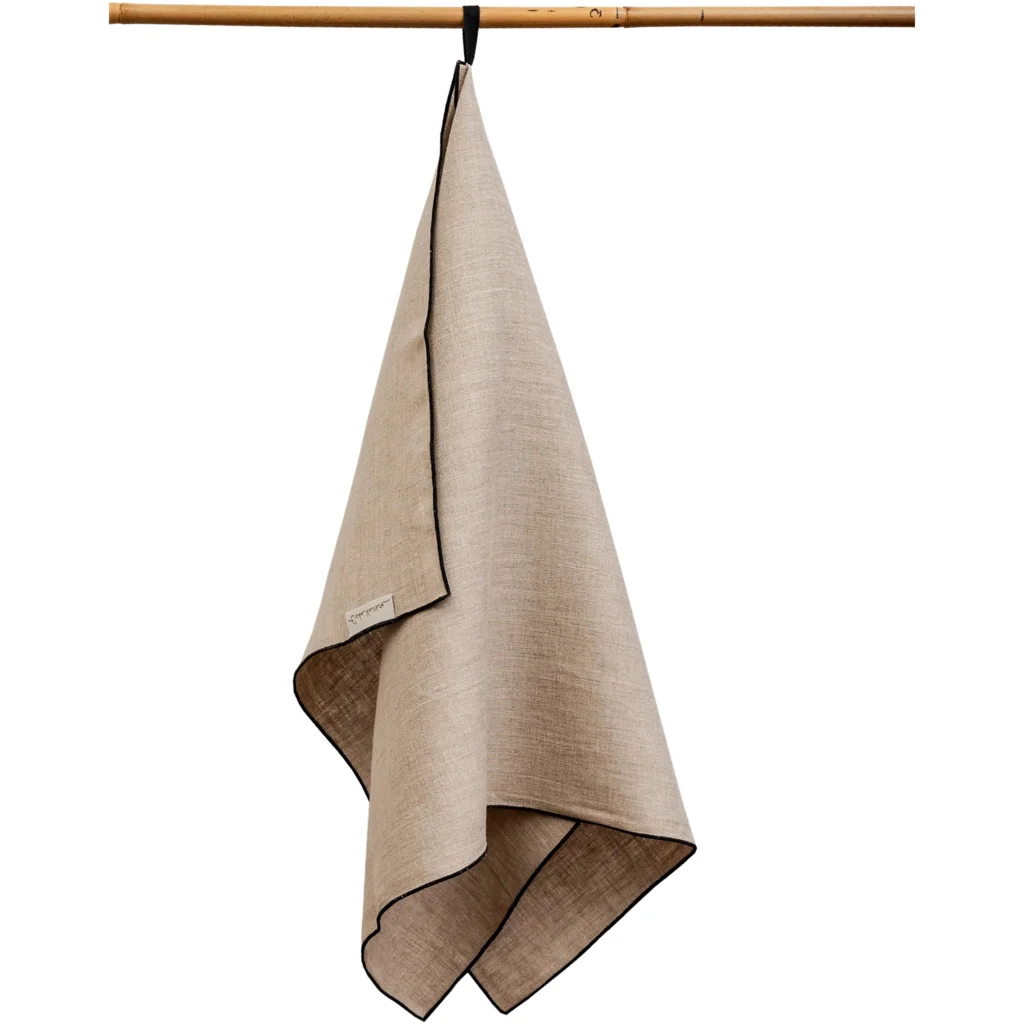 Leinen Handtuch mit Fischgrät-Muster 2er-Pack in Beige+Schwarz von Erika Vaitkute Größe 46x70 cm