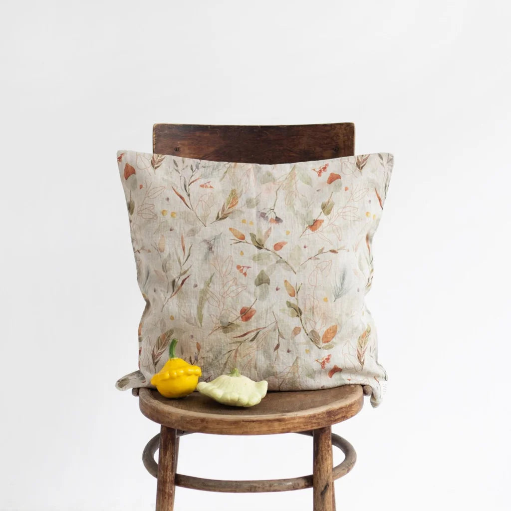 Leinen Kissenhülle Blätter in Creme+Braun Muster Blätter von Linen Tales Größe 50x50 cm