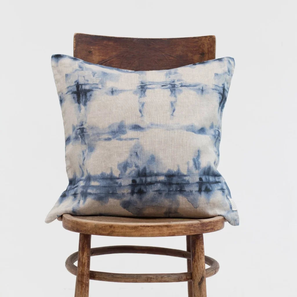 Leinen Kissenhülle Farbverlauf in Creme+Blau Muster Farbverlauf von Linen Tales Größe 40x40 cm