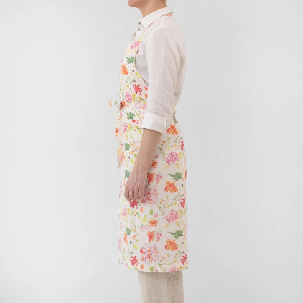 Leinen Kochschürze Blumen in Weiß+Rosa+Orange+Grün Muster Blumen von Linen Tales Größe 100 cm breit+ 98 cm lang