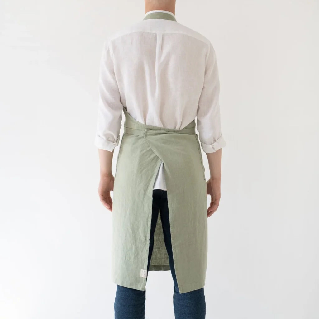 Leinen Kochschürze in Hellgrün Grün von Linen Tales Größe 100 cm breit+ 98 cm lang