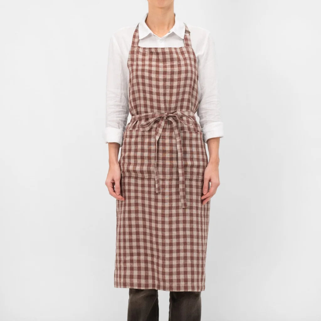 Leinen Kochschürze Karo in Schokolade+Beige Braun+Beige Muster Karo von Linen Tales Größe 100 cm breit+ 98 cm lang