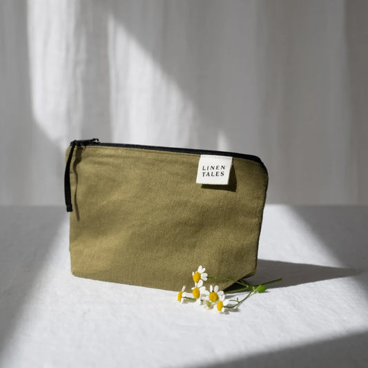 Leinen Kosmetiktasche in Olive Grün von Linen Tales Größe 21x14 cm