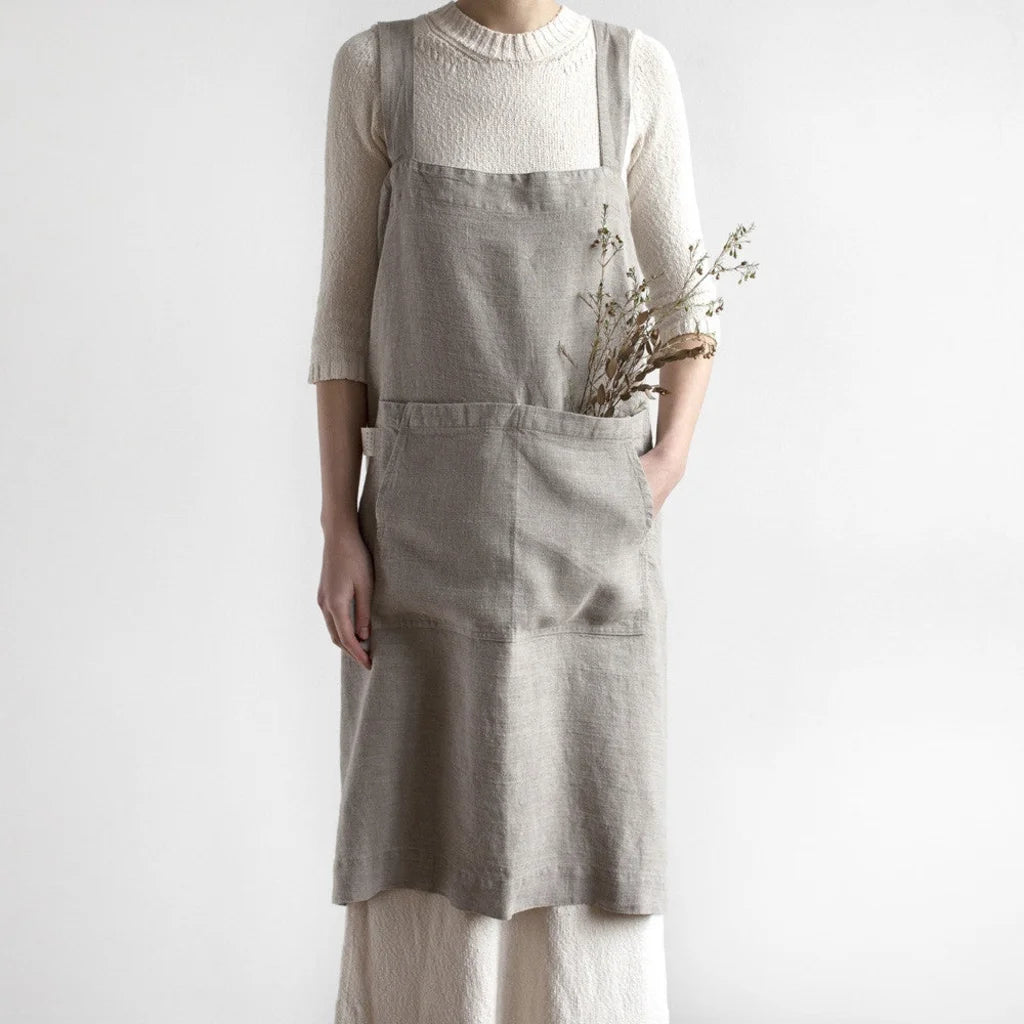 Leinen Pinafore-Schürze in Beige von Linen Tales Größe 114 cm breit+ 83 cm lang