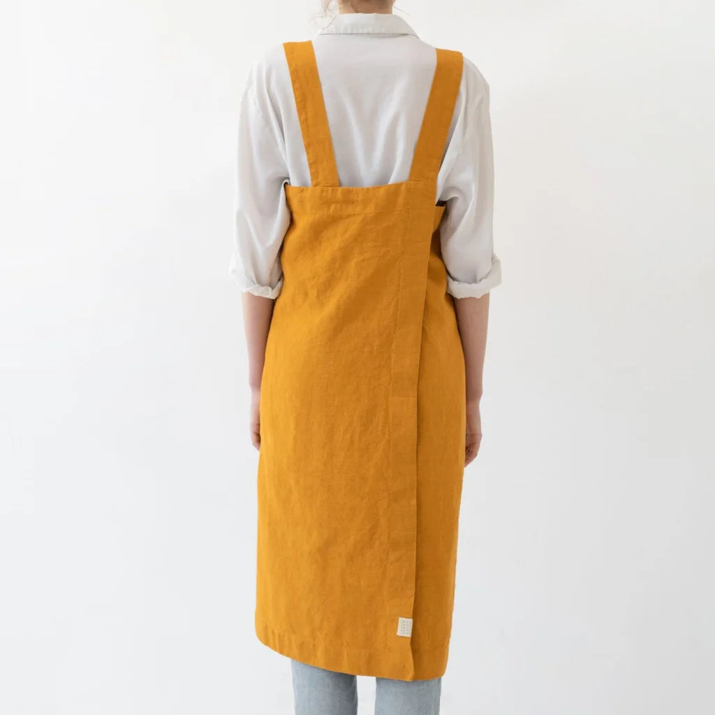 Leinen Pinafore-Schürze in Orange von Linen Tales Größe 114 cm breit+ 83 cm lang