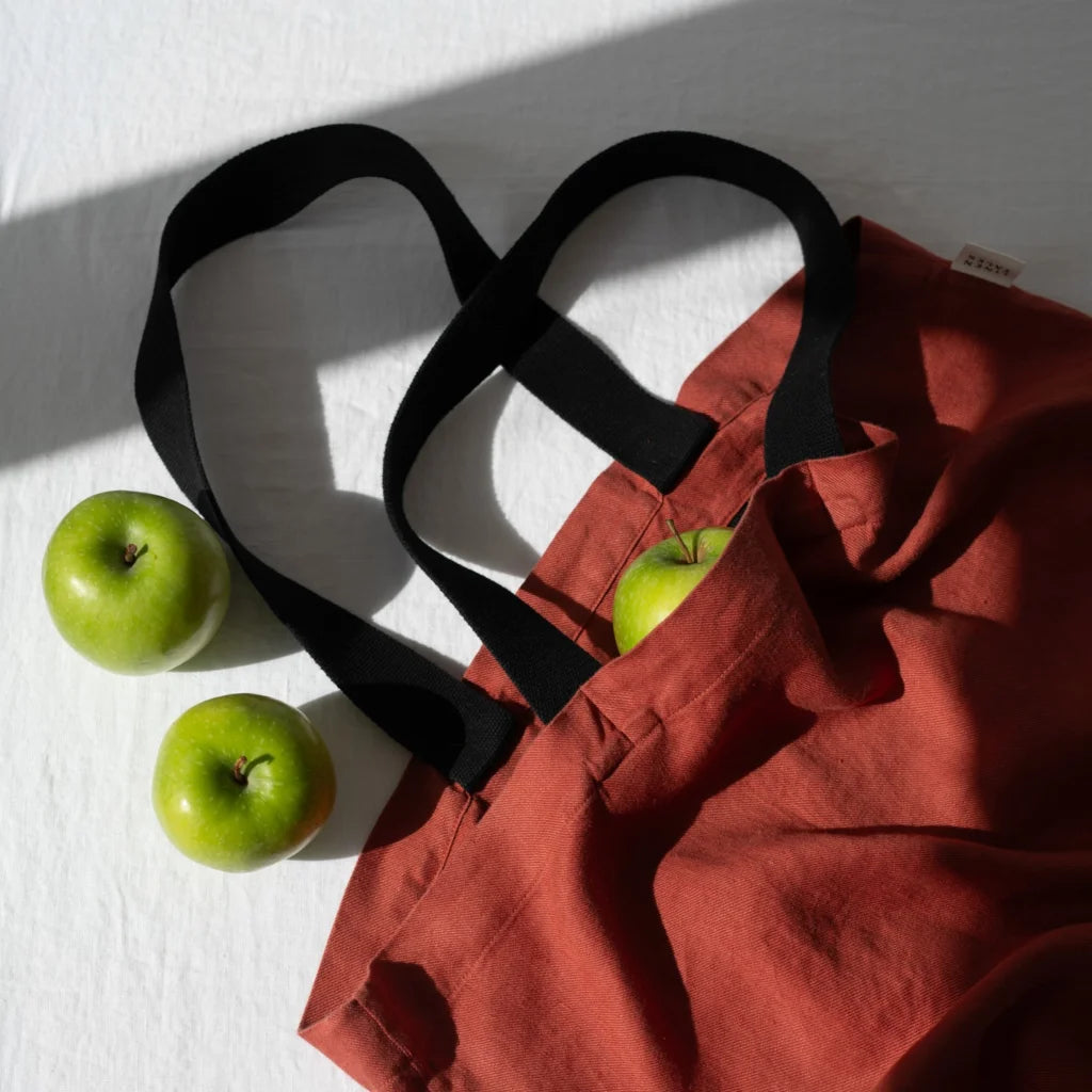 Leinen Schultertasche in Terra Orange von Linen Tales Größe 56 cm breit+ 41 cm lang