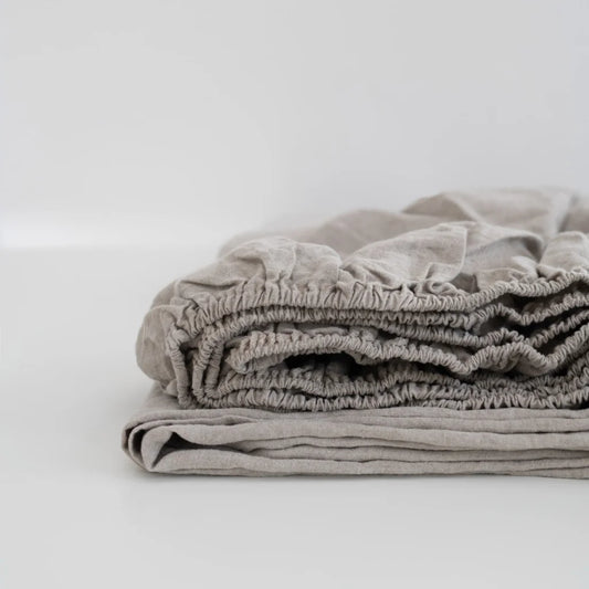 Leinen Spannbettlaken für Boxspringbetten in Übergröße in Beige von Linen Tales Größe 160x200 cm