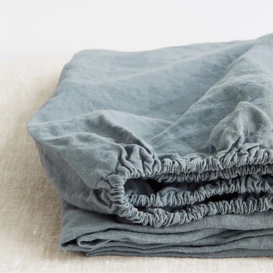 Leinen Spannbettlaken für Matratzen in Standardgröße - Einzelbett in Taubenblau Blau von Linen Tales Größe 90x200 cm