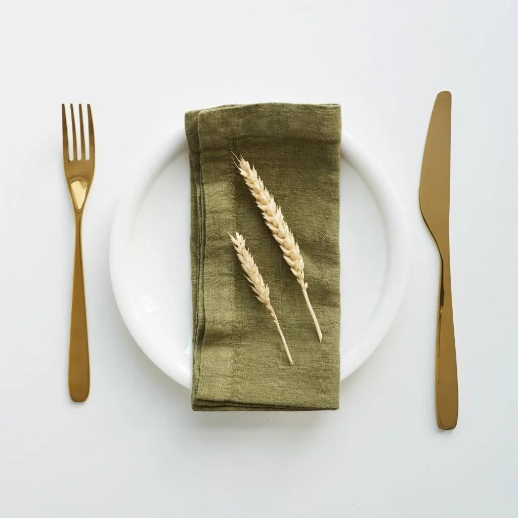 Leinen Stoffserviette 2er-Pack in Olive Grün von Linen Tales Größe 45x45 cm