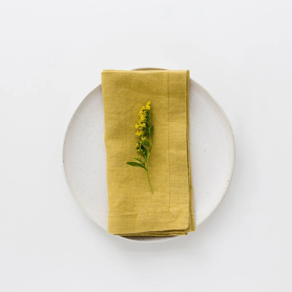 Leinen Stoffserviette 2er-Pack in Senfgelb Gelb von Linen Tales Größe 45x45 cm