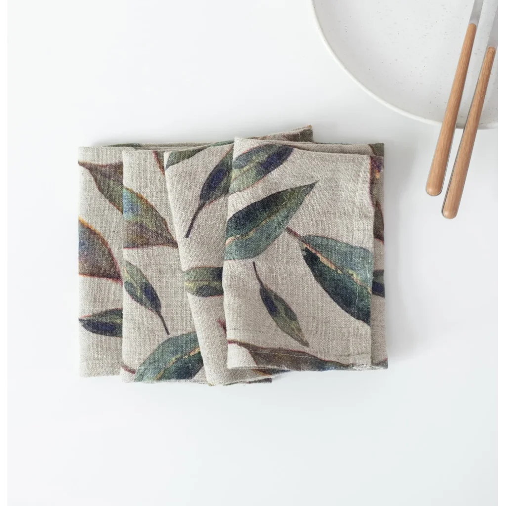 Leinen Stoffserviette Blätter 2er-Pack in Creme+Grün+Orange Muster Blätter von Linen Tales Größe 40x40 cm