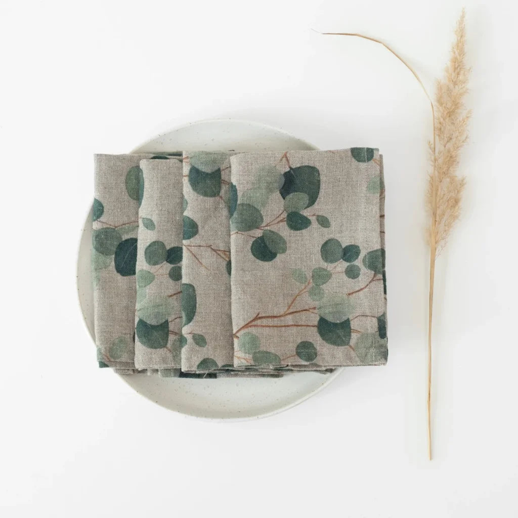 Leinen Stoffserviette Eukalyptus 2er-Pack in Creme+Grün+Dunkelgrün Creme+Grün+Grün Muster Eukalyptus von Linen Tales Größe 40x40 cm