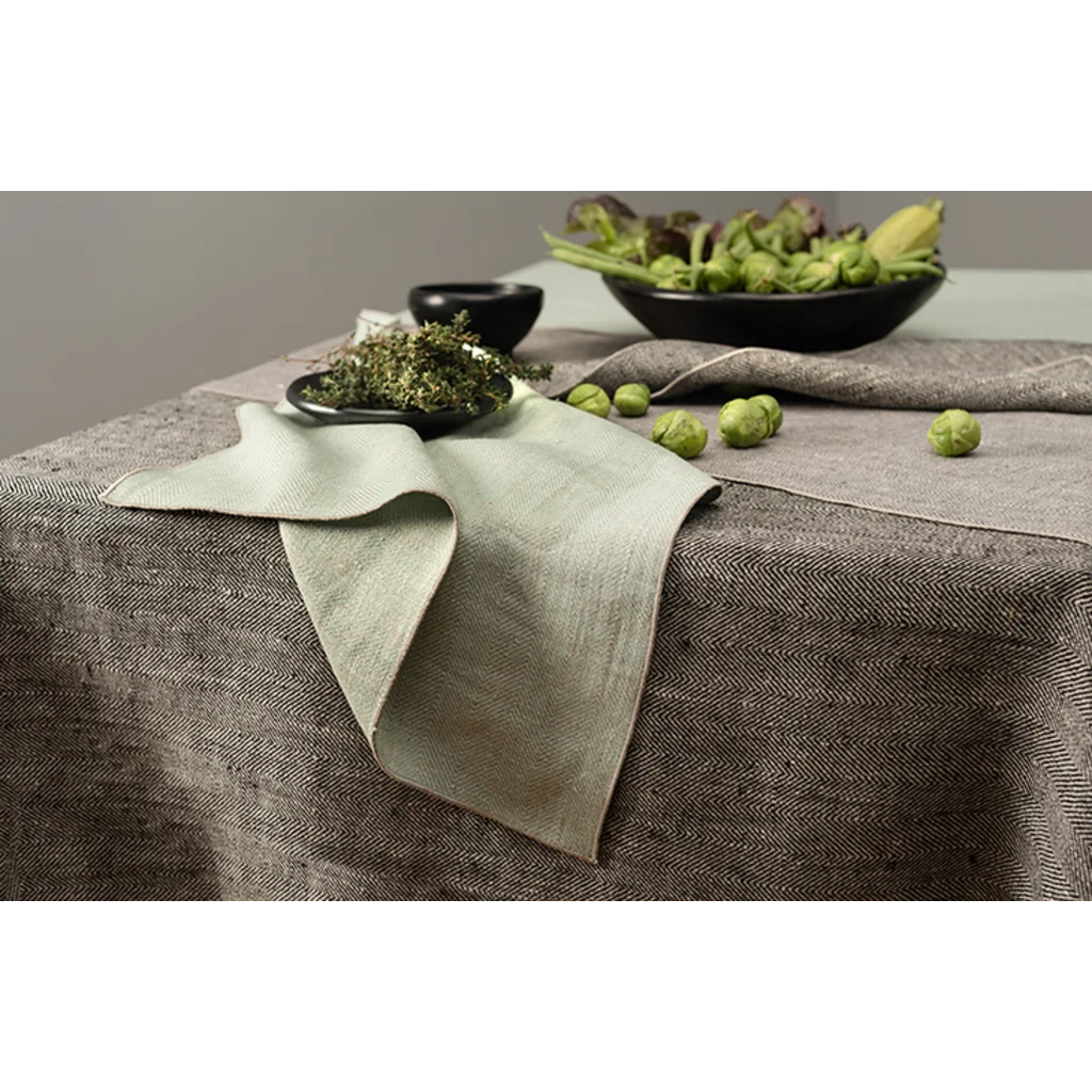 Leinen Stoffserviette mit Fischgrät-Muster 6er-Pack in Mint+Beige Grün+Beige von Erika Vaitkute Größe 46x46 cm