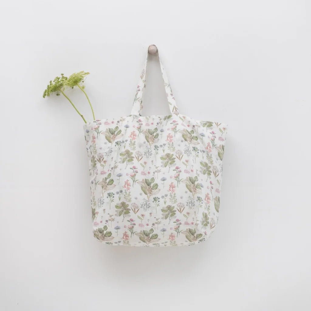 Leinen Tasche Botanik in Weiß+Rosa+Grün+Braun Muster Botanik von Linen Tales Größe 54 cm breit+ 60 cm lang