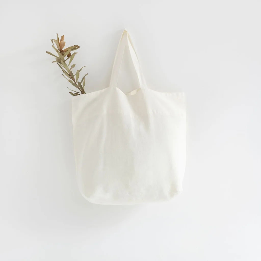 Leinen Tasche in Weiß von Linen Tales Größe 54 cm breit+ 60 cm lang