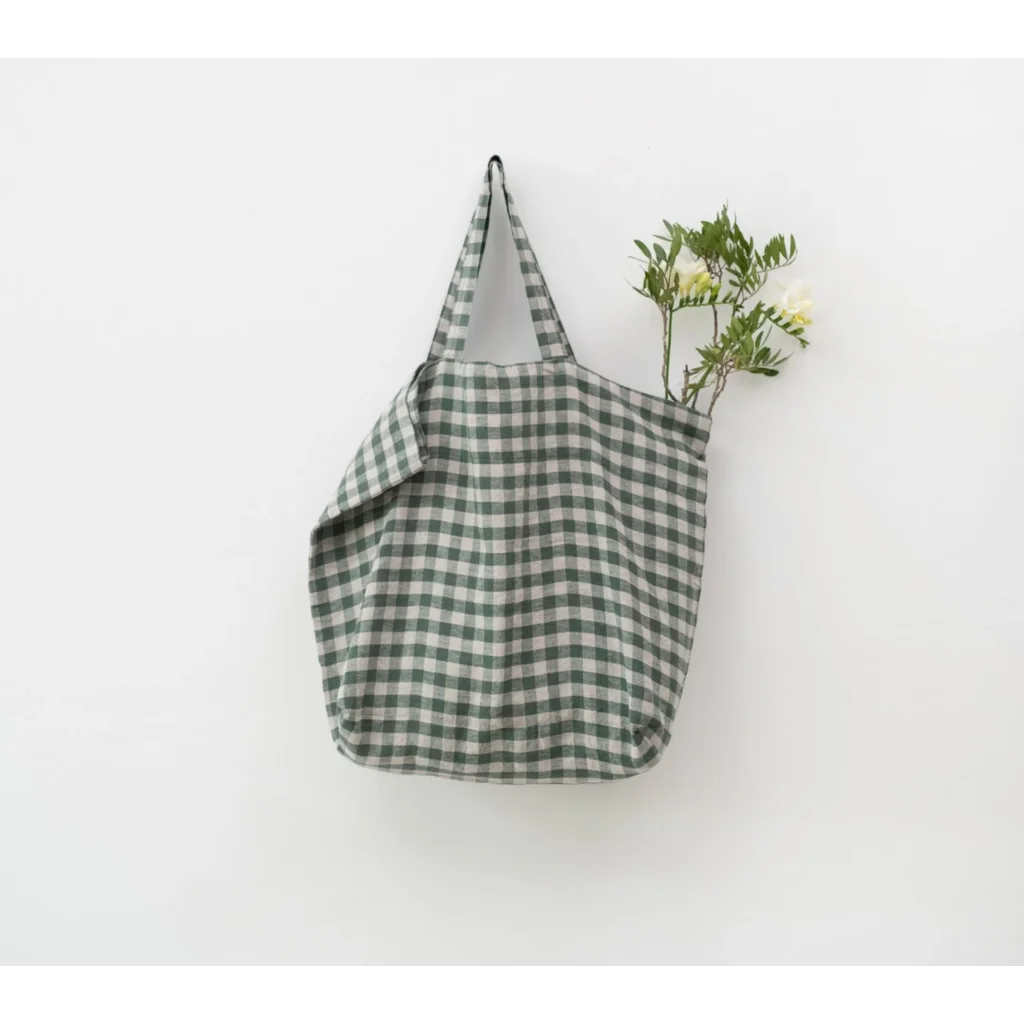 Leinen Tasche Karo in Waldgrün+Beige Grün+Beige Muster Karo von Linen Tales Größe 54 cm breit+ 60 cm lang