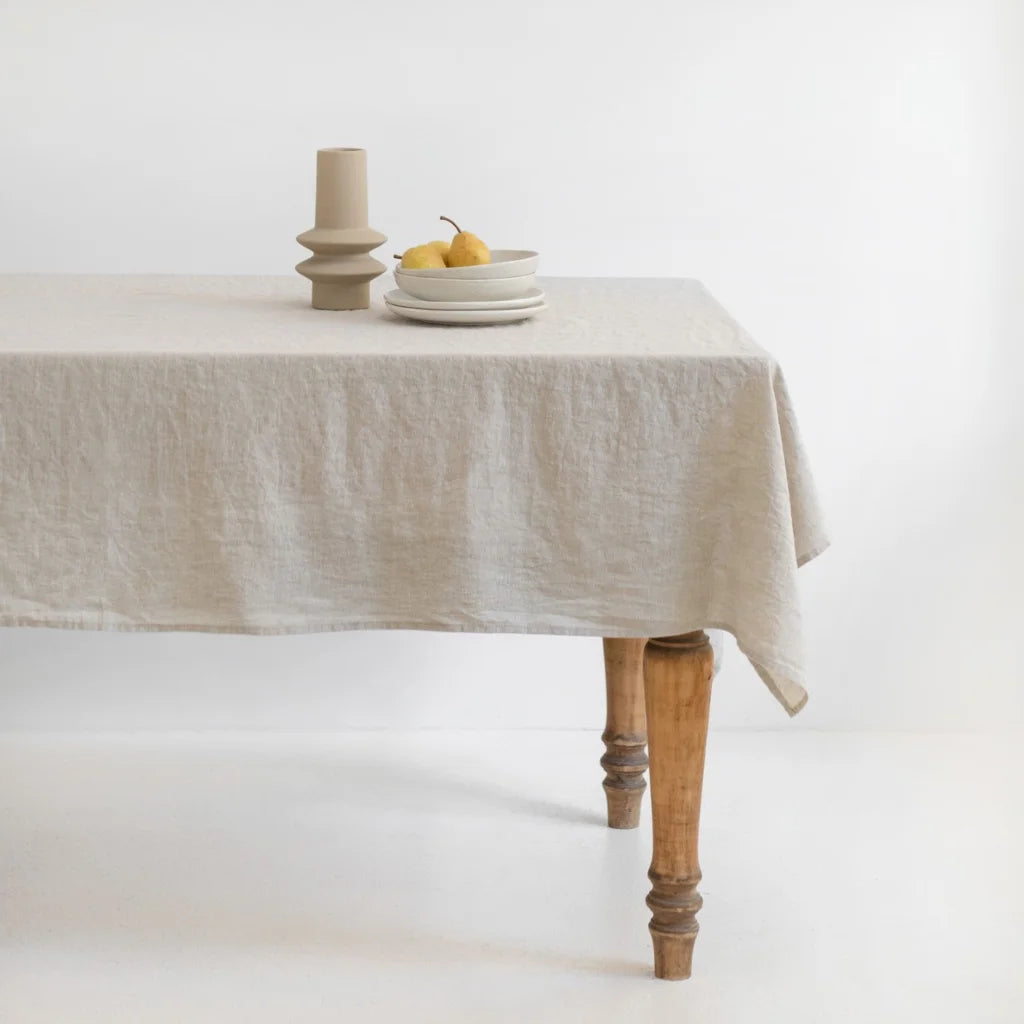 Leinen Tischdecke in Stein Grau von Linen Tales Größe 180x300 cm