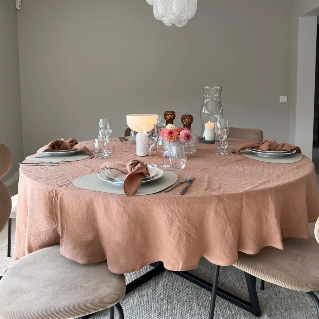 Leinen Tischdecke rund in Apricot Orange von Linen Tales Größe Ø 150 cm