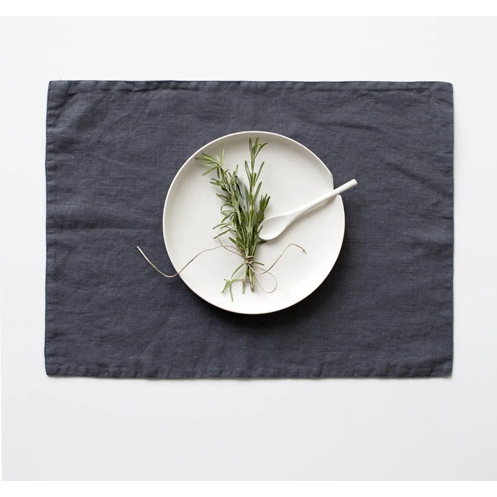 Leinen Tischset 2er-Pack in Anthrazit Grau von Linen Tales Größe 45x35 cm