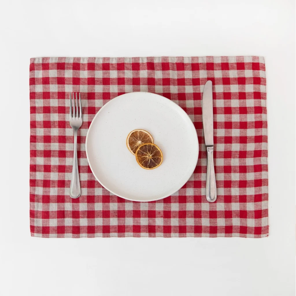 Leinen Tischset Karo 2er-Pack in Rot+Beige Muster Karo von Linen Tales Größe 35x45 cm