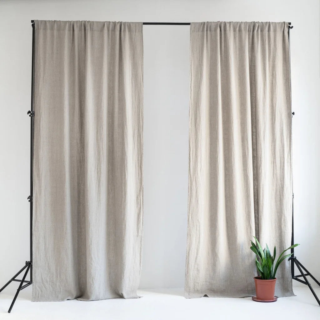 Leinen Verdunkelungsvorhang mit Tunnel 2er-Set in Beige von Linen Tales Größe 140x170 cm