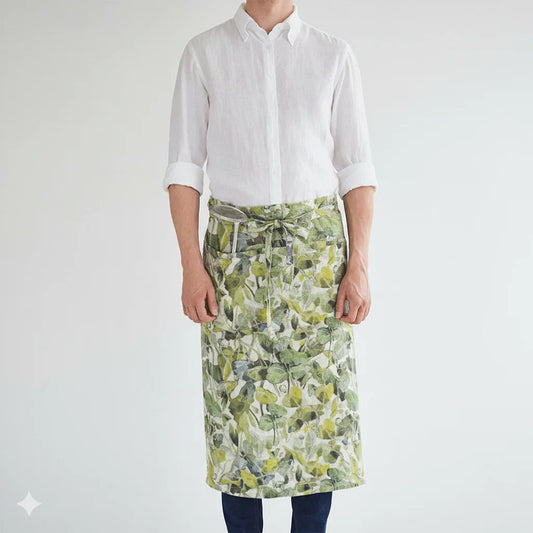 Leinen Vorbinder Lotusblätter in Weiß+Grün Muster Lotusblätter von Linen Tales Größe 105 cm breit+ 78 cm lang