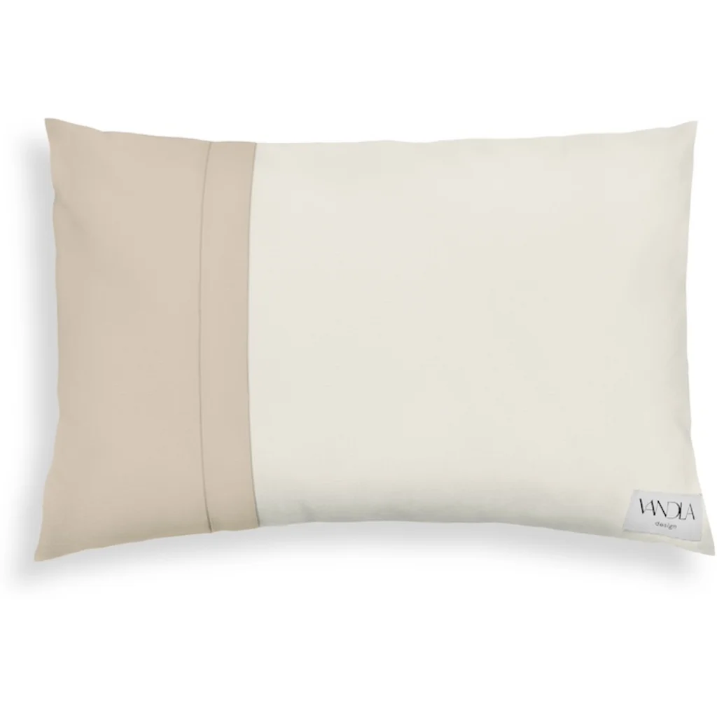 Modulare Kissenhülle rechteckig Farbkombinationen mit Creme in Creme+Beige von Vandla design Größe 40x60 cm