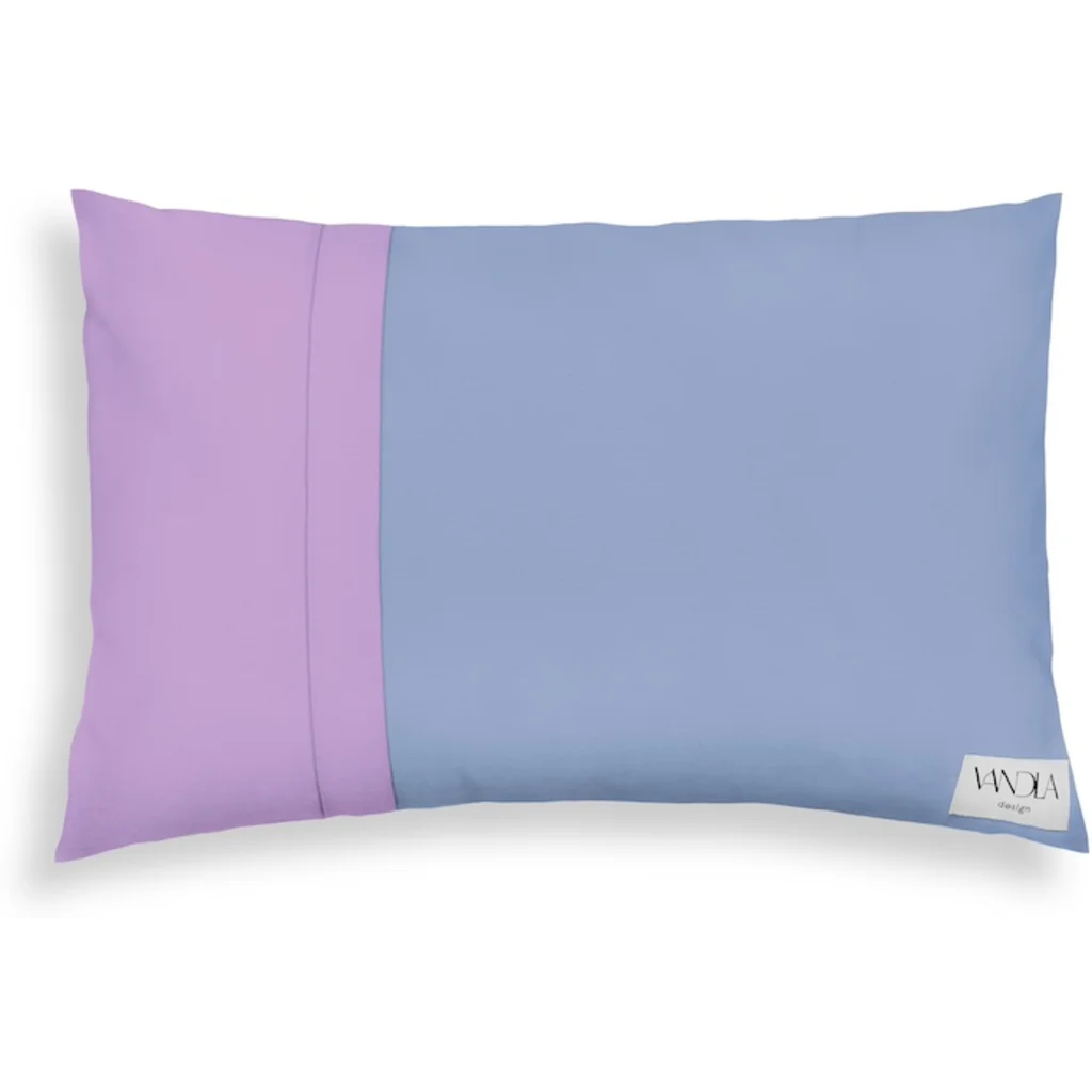 Modulare Kissenhülle rechteckig Farbkombinationen mit Jeansblau in Jeansblau+Flieder Blau+Flieder von Vandla design Größe 40x60 cm