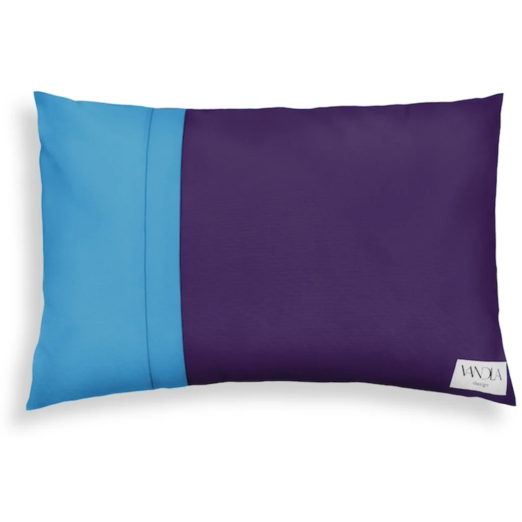 Modulare Kissenhülle rechteckig Farbkombinationen mit Lila in Lila+Atlantik Lila+Blau von Vandla design Größe 40x60 cm