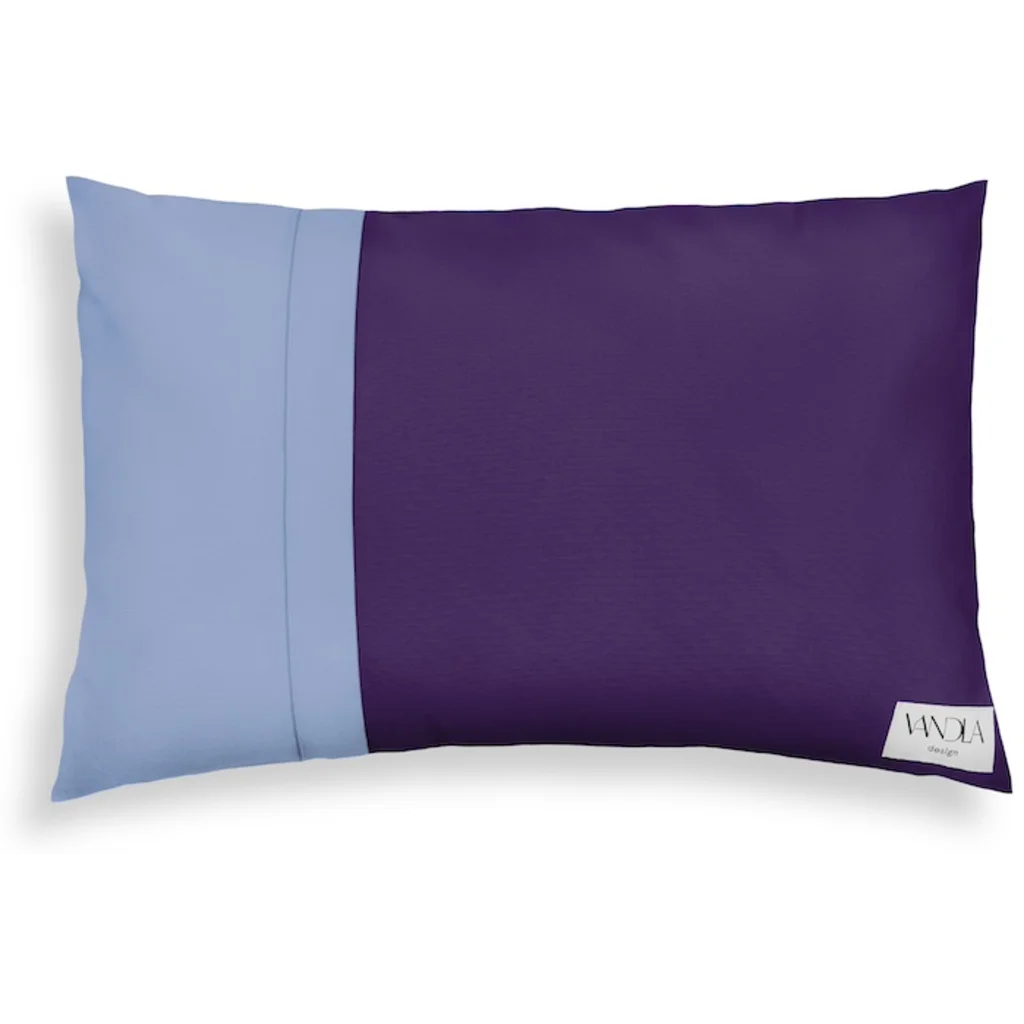 Modulare Kissenhülle rechteckig Farbkombinationen mit Lila in Lila+Jeansblau Lila+Blau von Vandla design Größe 40x60 cm