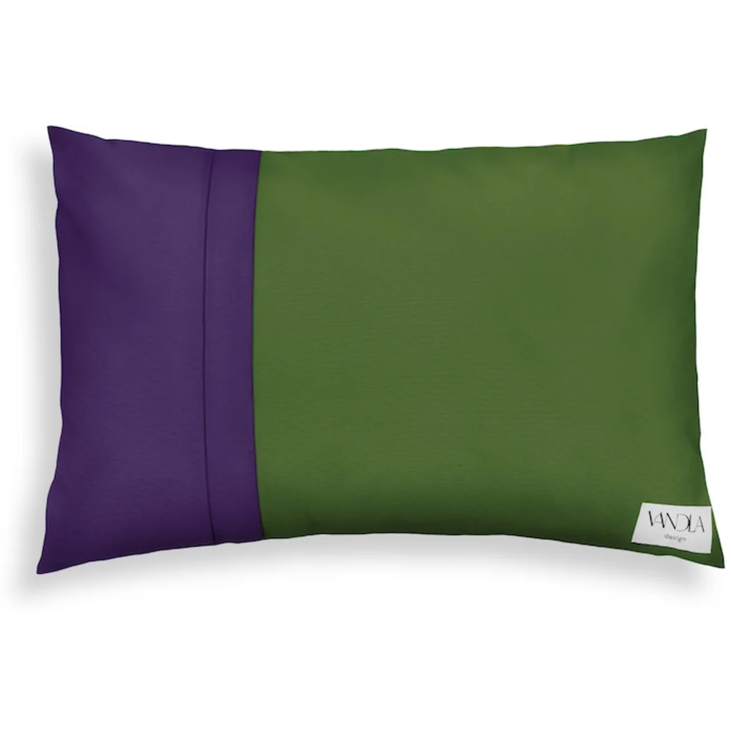 Modulare Kissenhülle rechteckig Farbkombinationen mit Waldgrün in Waldgrün+Lila Grün+Lila von Vandla design Größe 40x60 cm