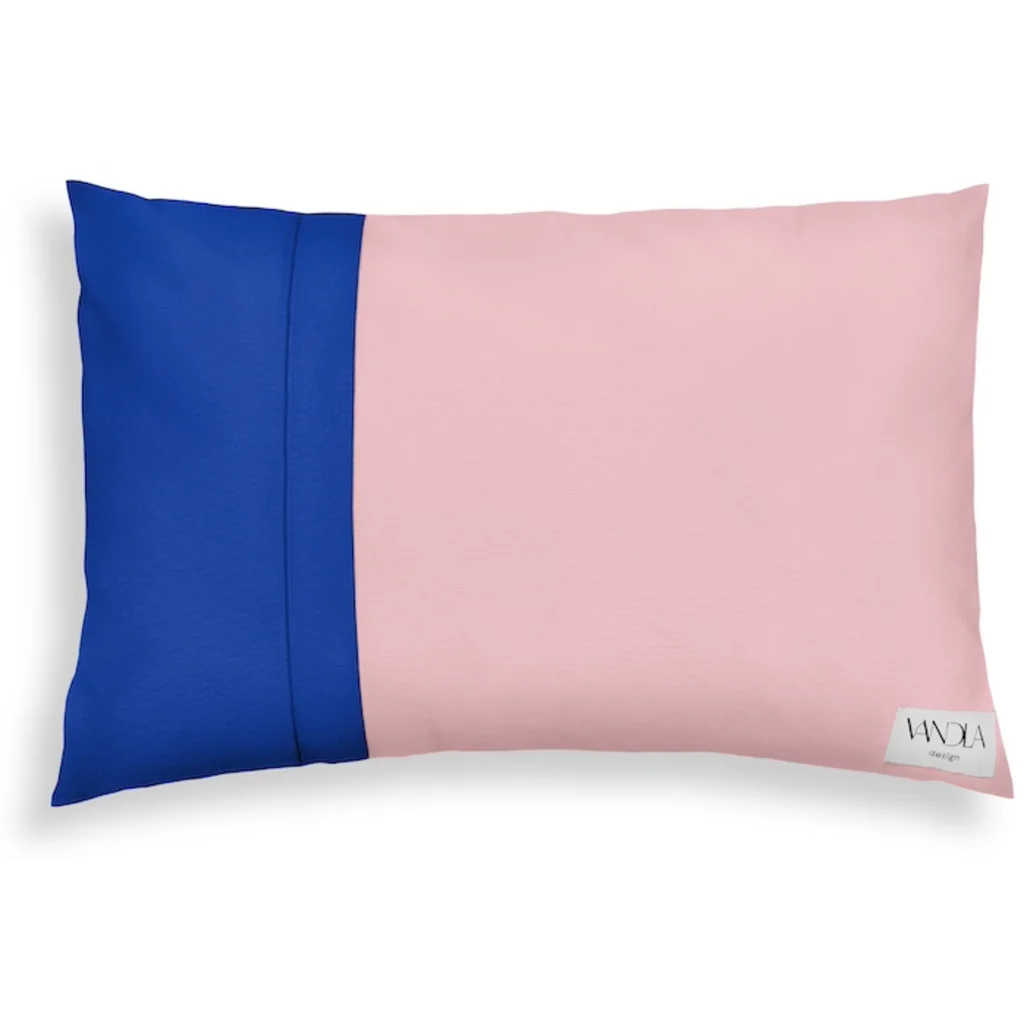 Modulare Kissenhülle rechteckig Farbkombinationen mit Zartrosa in Zartrosa+Kobalt Rosa+Blau von Vandla design Größe 40x60 cm