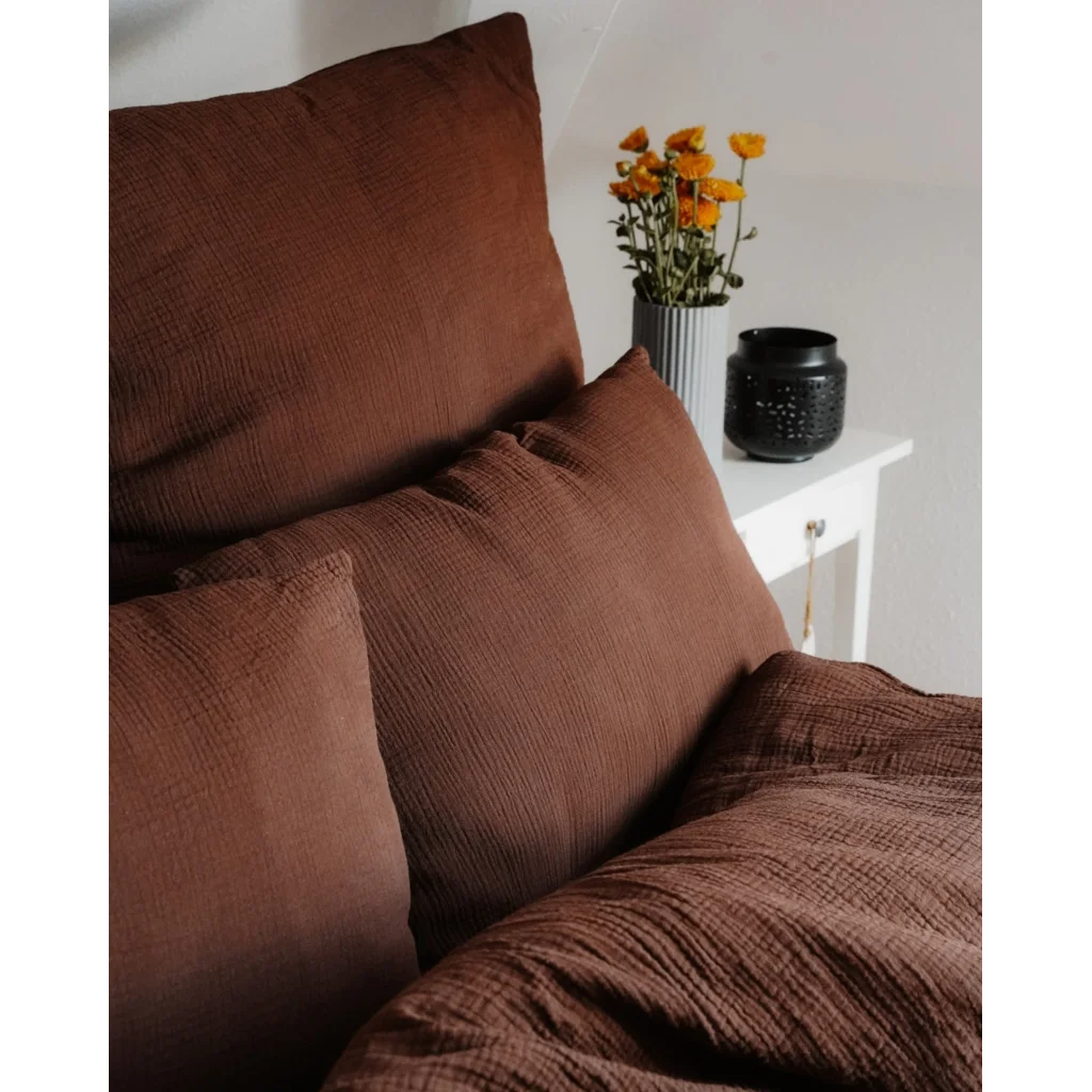 Musselin Bettwäsche Garnitur in Schokolade Braun von hutch&putch Größe 135x200 + 80x80 cm