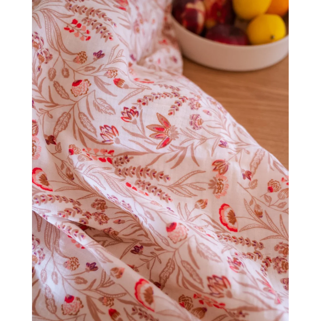 Musselin Decke Blumen in Weiß+Beige+Pink Muster Blumen von hutch&putch Größe 135x220 cm