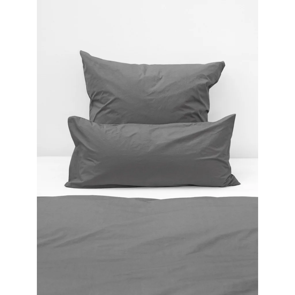 Perkal Bettwäsche Kissenbezug in Anthrazit Grau von erlich textil Größe 65x100 cm