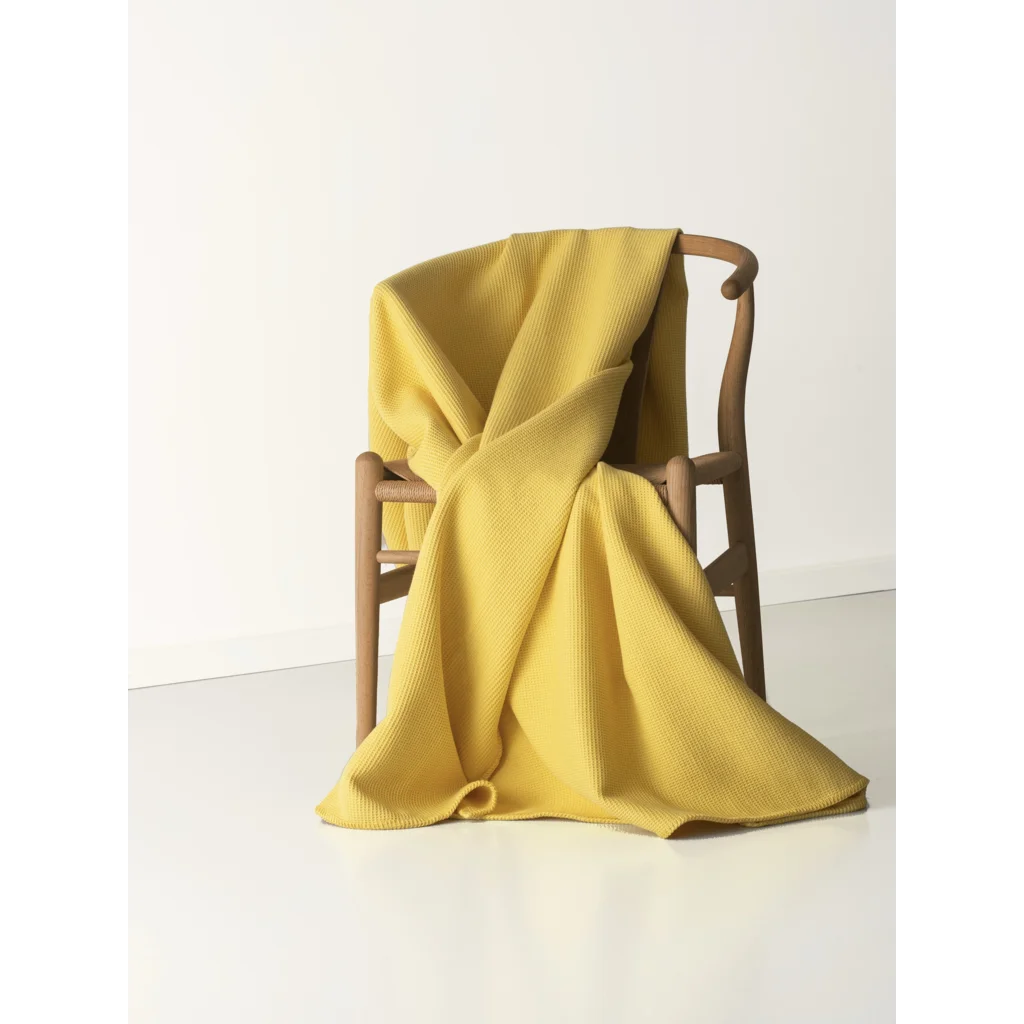 Waffelpiqué Decke in Sonnengelb Gelb von Cradle Studio Größe 150x210 cm