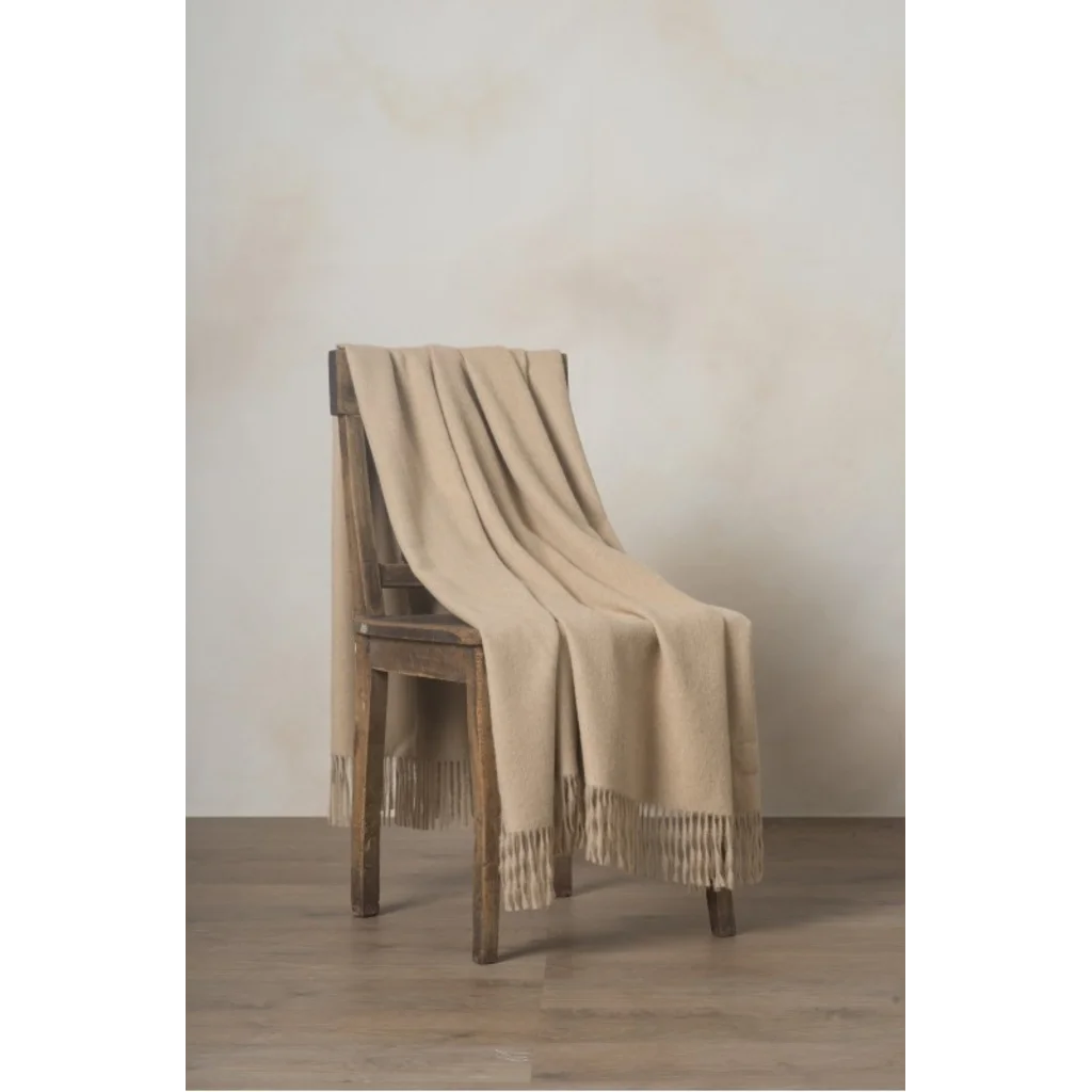 Alpaka Decke JET in Beige von KUNA Größe 130x180 cm (inkl. Fransen)