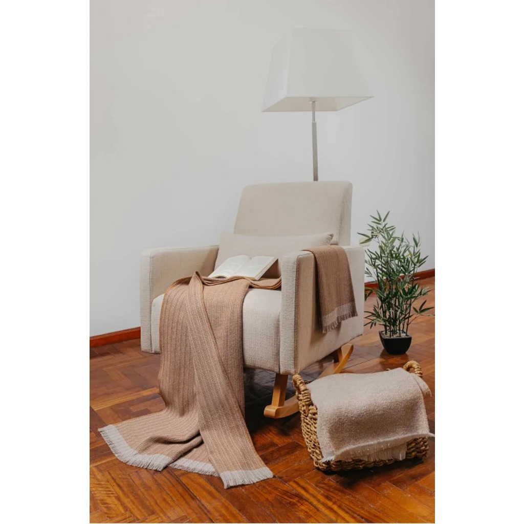 Alpaka Decke VORREI in Beige von KUNA Größe 130x180 cm (inkl. Fransen)