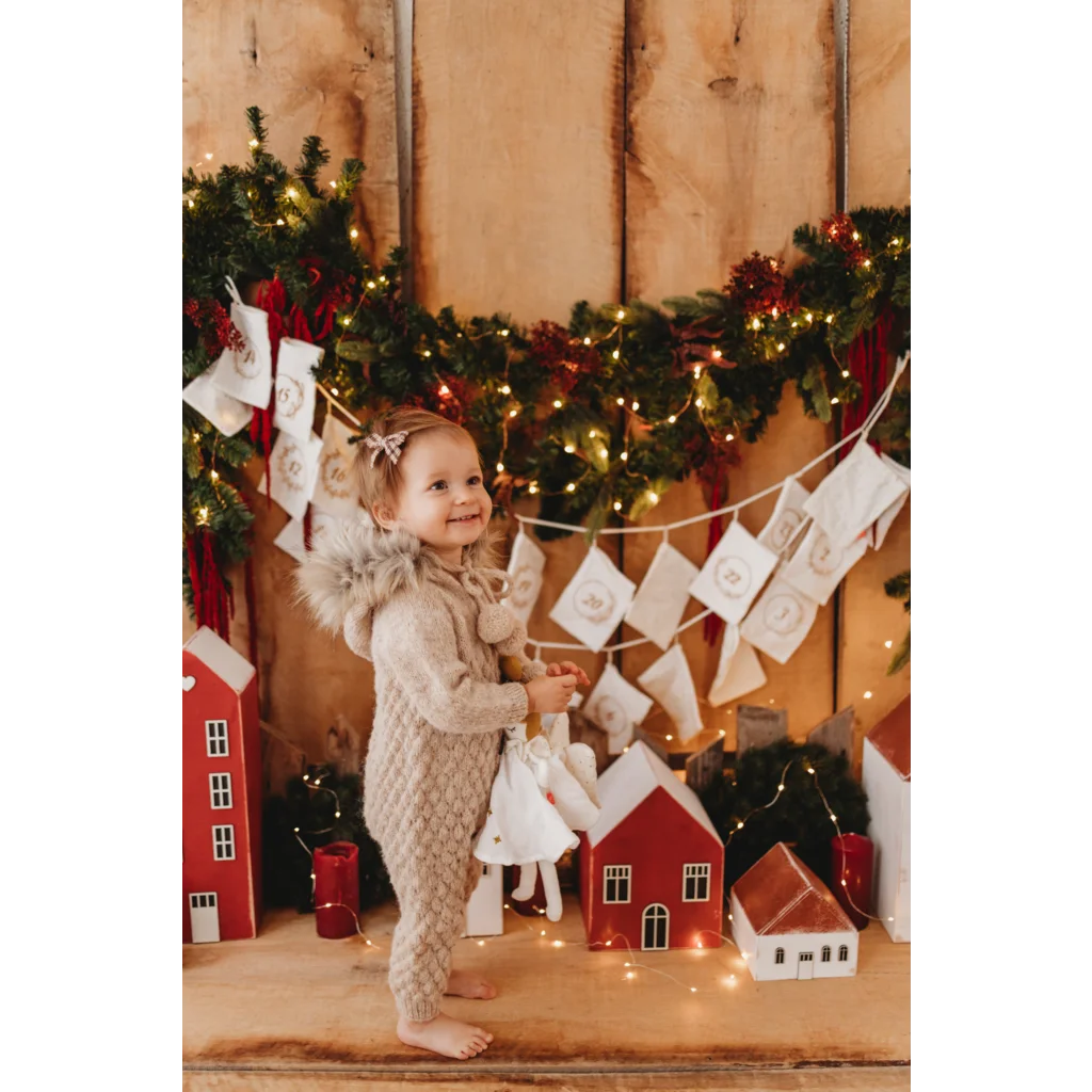 Bio Adventskalender Aufhänger Sparkling in Creme Muster Sparkling von kikadu Größe 270 cm
