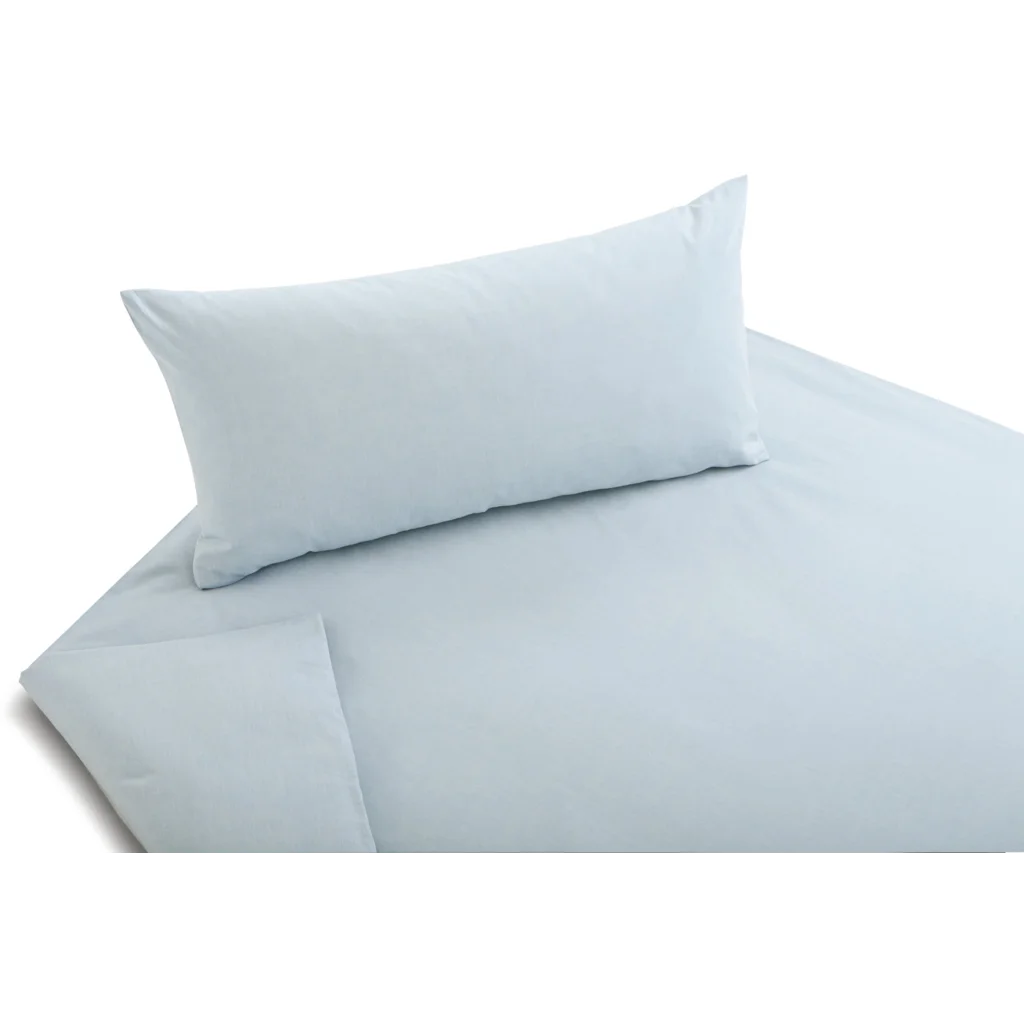 Bio Chambray Bettwäsche Nuance Garnitur in Hellblau Blau von Cotonea Größe 155x220 + 80x80 cm