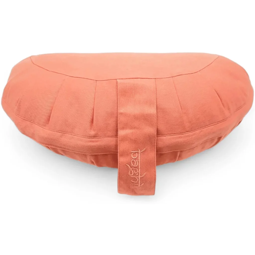 Bio Meditationskissen+Yogakissen Halbmond in Flamingo Orange von BAGHI Größe 43x23 cm Höhe 18 cm