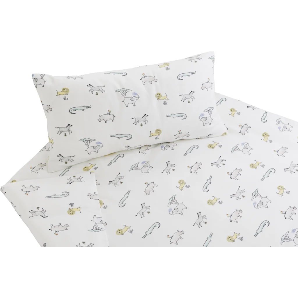 Bio Satin Baby-+Kinder-Bettwäsche Safari Garnitur in Weiß Muster Safari von Cotonea Größe 100x135 + 40x60 cm